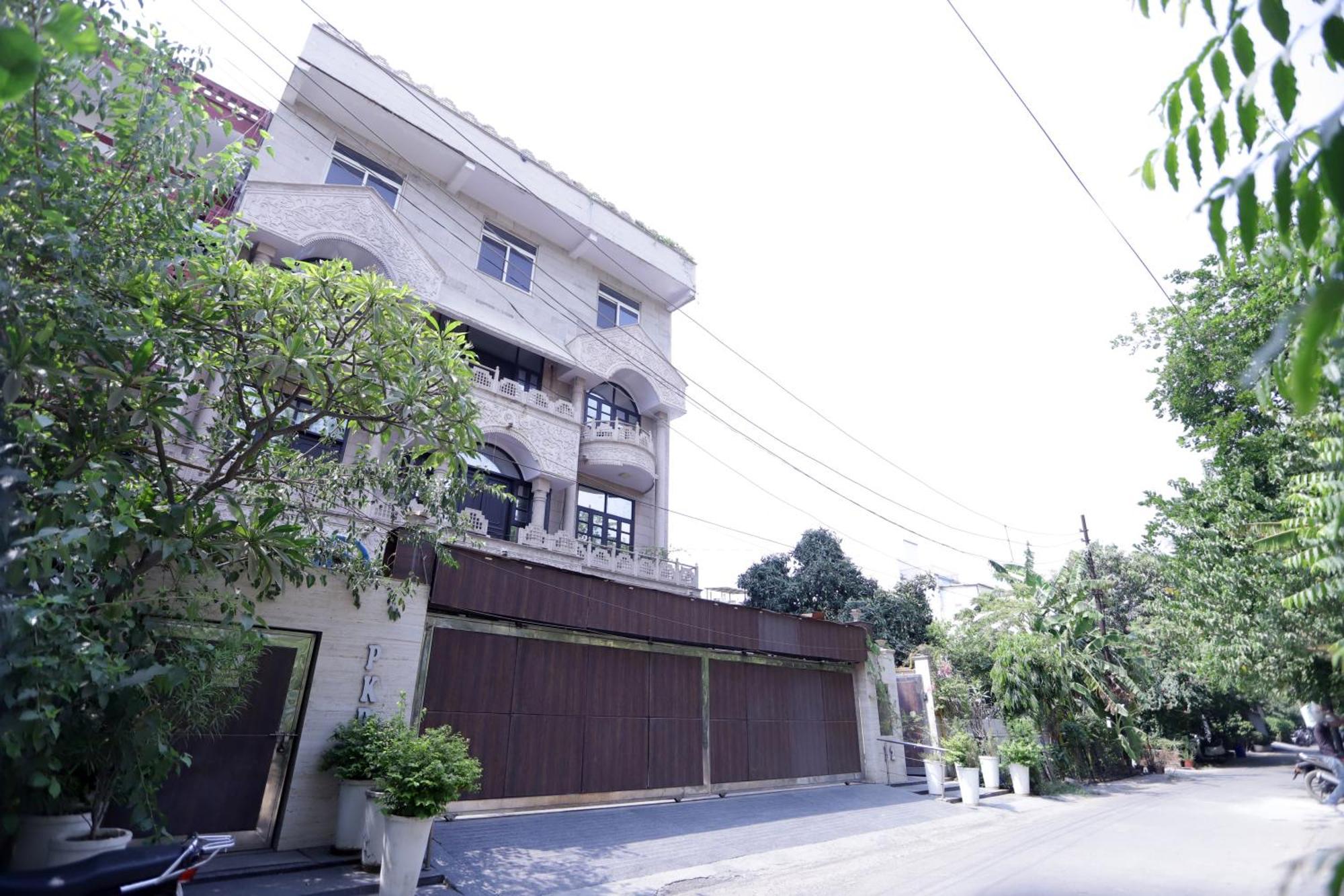 โรงแรมพีเค เรซิเดนซี โนอิดา ภายนอก รูปภาพ