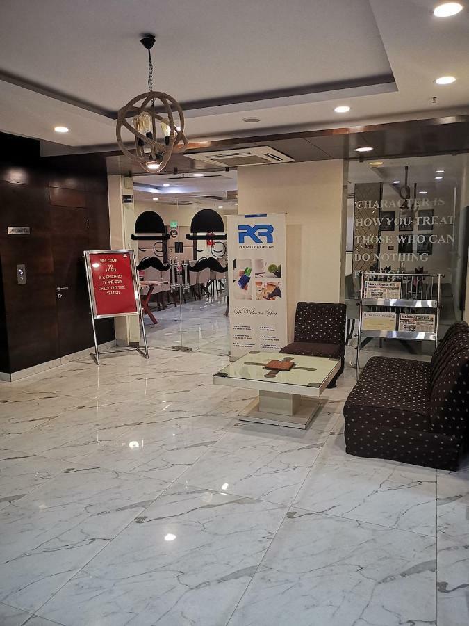 โรงแรมพีเค เรซิเดนซี โนอิดา ภายนอก รูปภาพ
